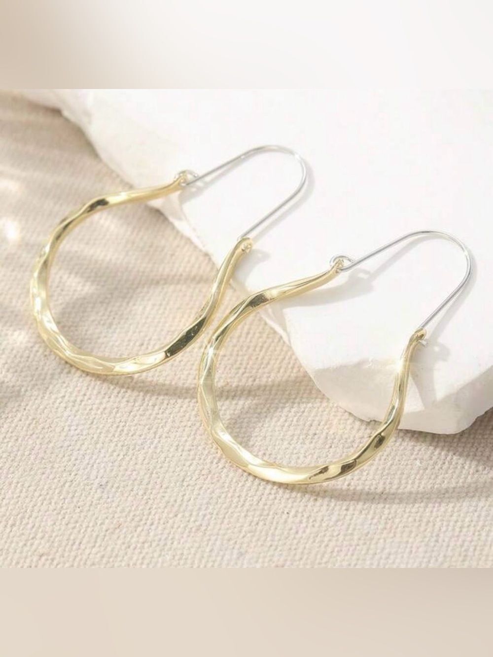 Teardrop Hoop Earrings N2431